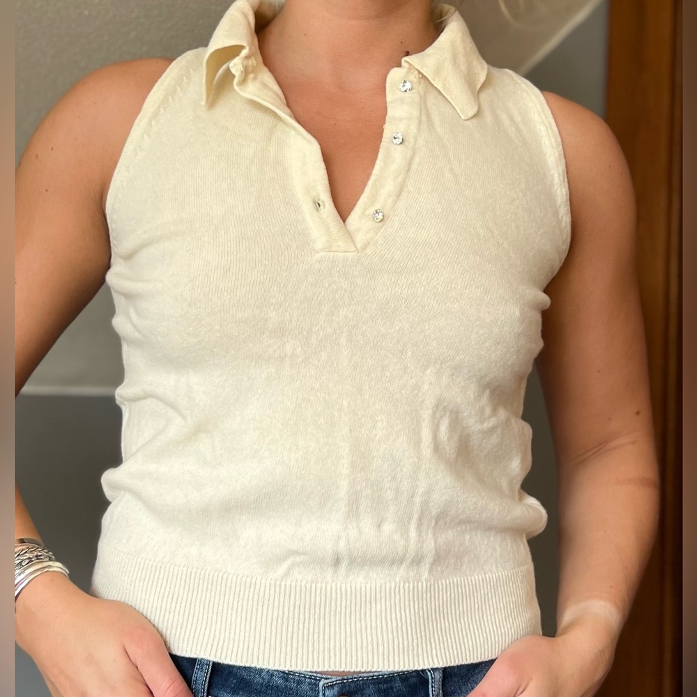 Vintage Anne Klein 100% Lambs Wool Collared Vest with Diamond Buttons